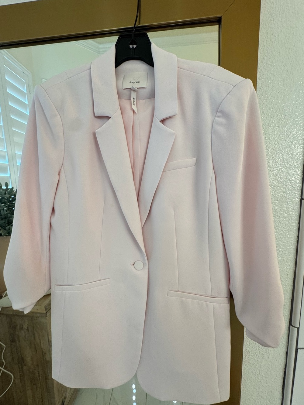 L’agence Khloe blazer 6, light pink